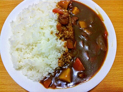 牛すじカレー